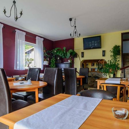 Dw Averon Swieradow-Zdroj Bagian luar foto